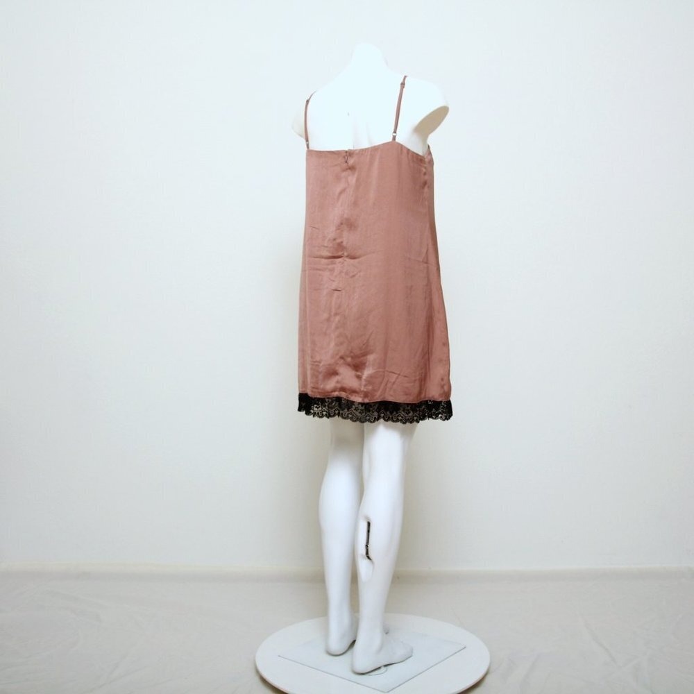 Sky & Sparrow Lingerie